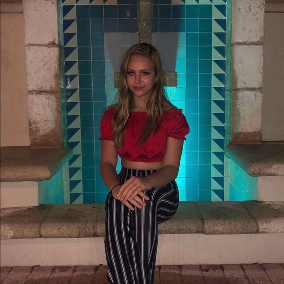 Meet your Posher, Iska - Picture 6 of 6